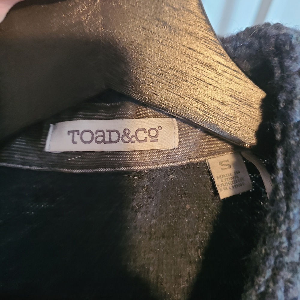 Toad&Co Navy Fleece Jacket - Picture 2 of 3